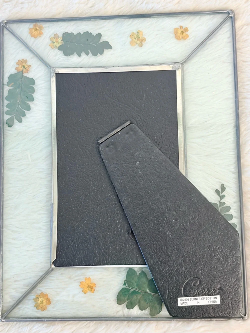 Vintage Carr Pressed flowers and fern glass Cottagecore picture frame~ 4”x6”